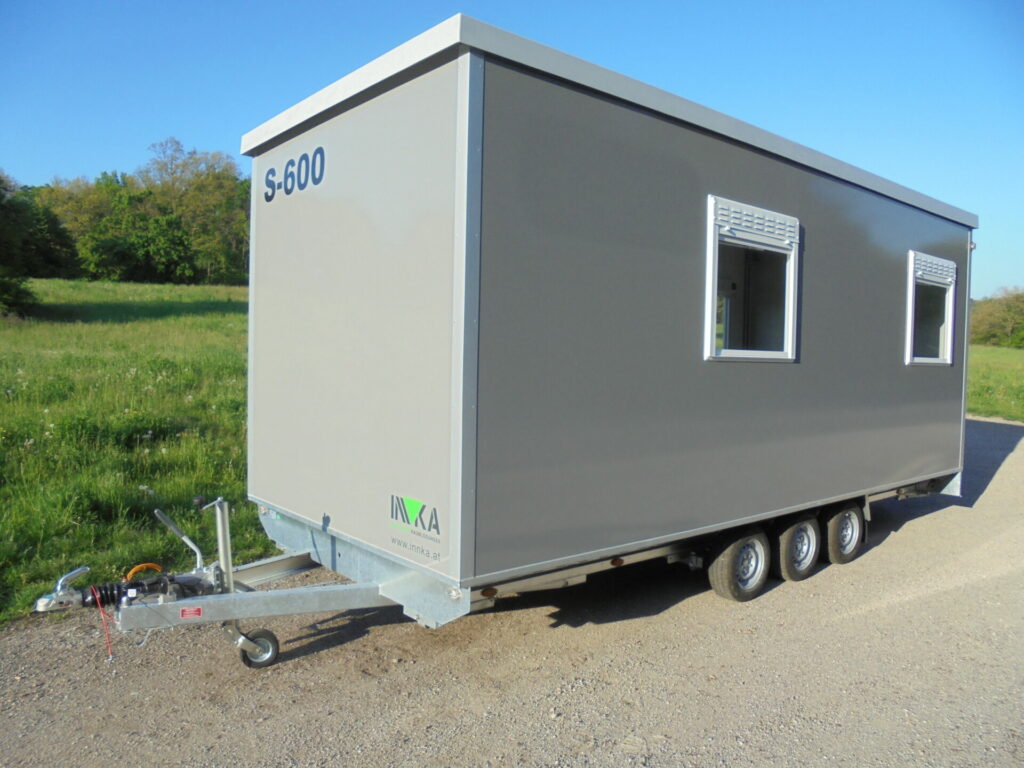 Brouwer Bauwagen STBK-600 Seitenansicht